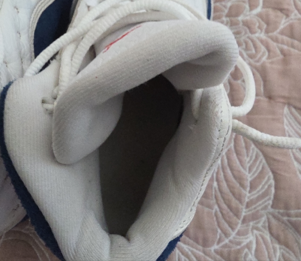 Jordan Sneakers White and Blue - Picture 7 of 10